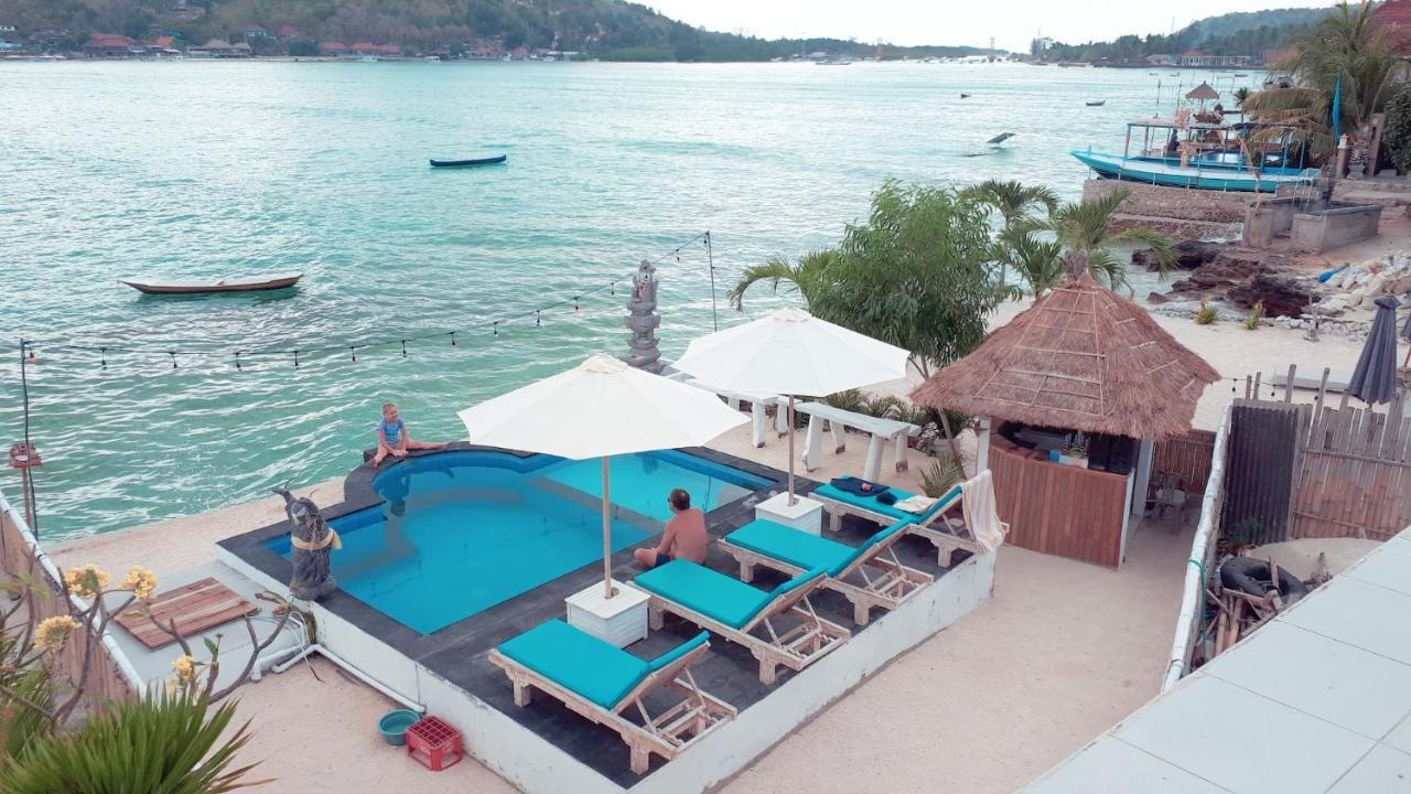 The Waterfront Beach House Lembongan Kültér fotó